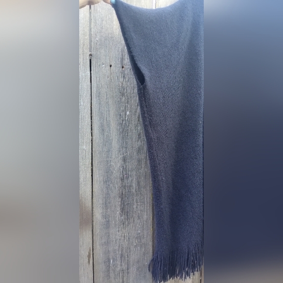 XS/S max edition sweater - Picture 2 of 3